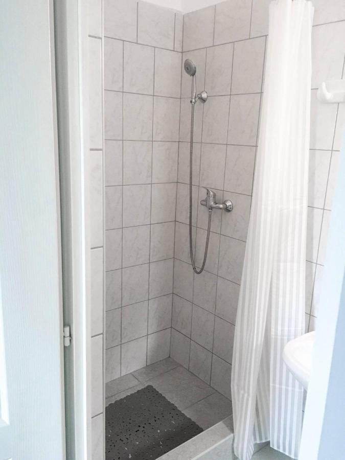 Tompos Vendeghaz Es Pince Hotel Villany Bagian luar foto